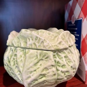 Salad bowl Lettuce shape